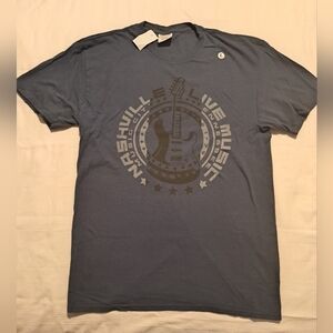 Nashville Tennessee men's size Large denim blue shirt guitar design, New